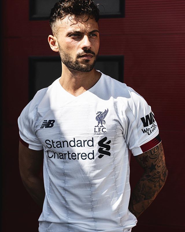 Liverpool kit 2019 hotsell